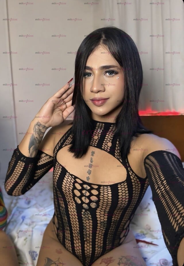 FOTOS DE TU PUTITA SUMISA, POCOS DÍAS. TAMBIÉN TENGO VENTA DE VIDE0S EXPLÍCITOS.