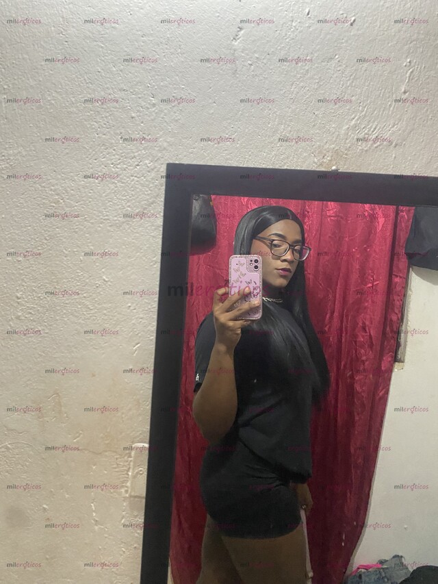 FOTOS DE POLLITA NEGRA CULONA Y APRETADITA MUY ARDIENTE Y LECHERA DISPUESTA A COMPLACERT