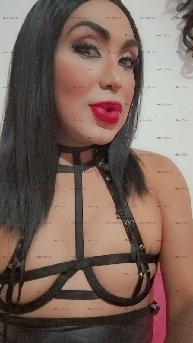 FOTOS DE MORENA FOGOSA LABIOS DE BETUN LUGAR SURO