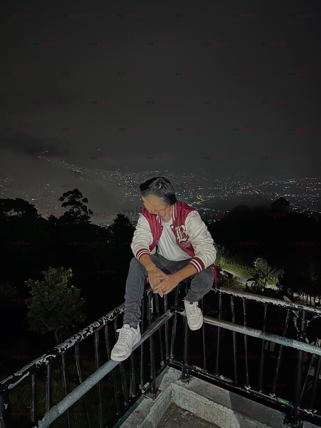 FOTOS DE ADRIAN NEITA MASCULINO COMPLACIENTE Y MUY CALIENTE ACT