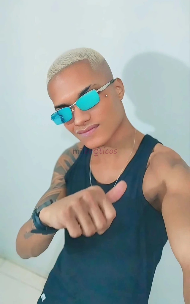 Cheio de pegada malvadao e carinhoso pronto pra te satisfazer 1 80 de altura bem gostoso 20 cm de pica pronto pra te satisfazer gostoso com local vem...
