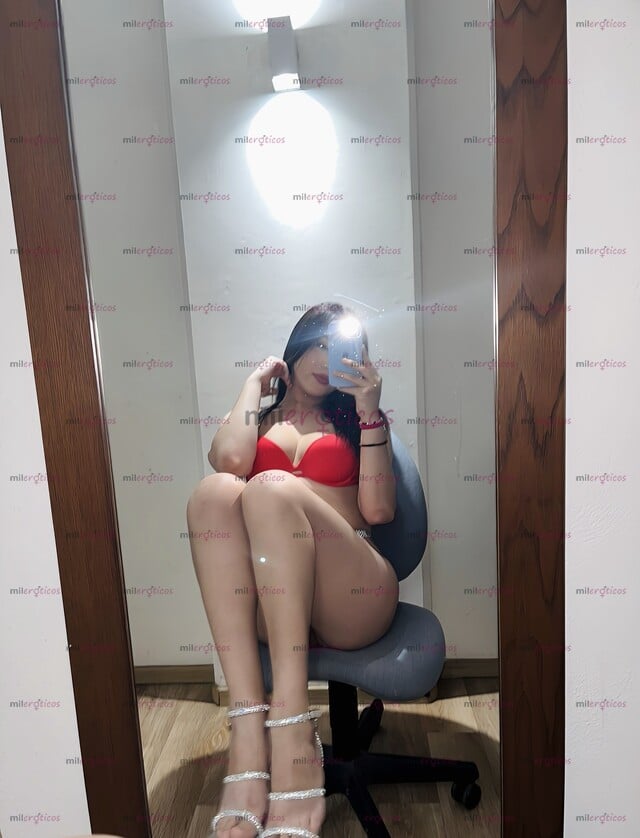 FOTOS DE TRANSEXUAL FEMENINA PROMOCIÓN QUIERES LECHE YO TE DOY?