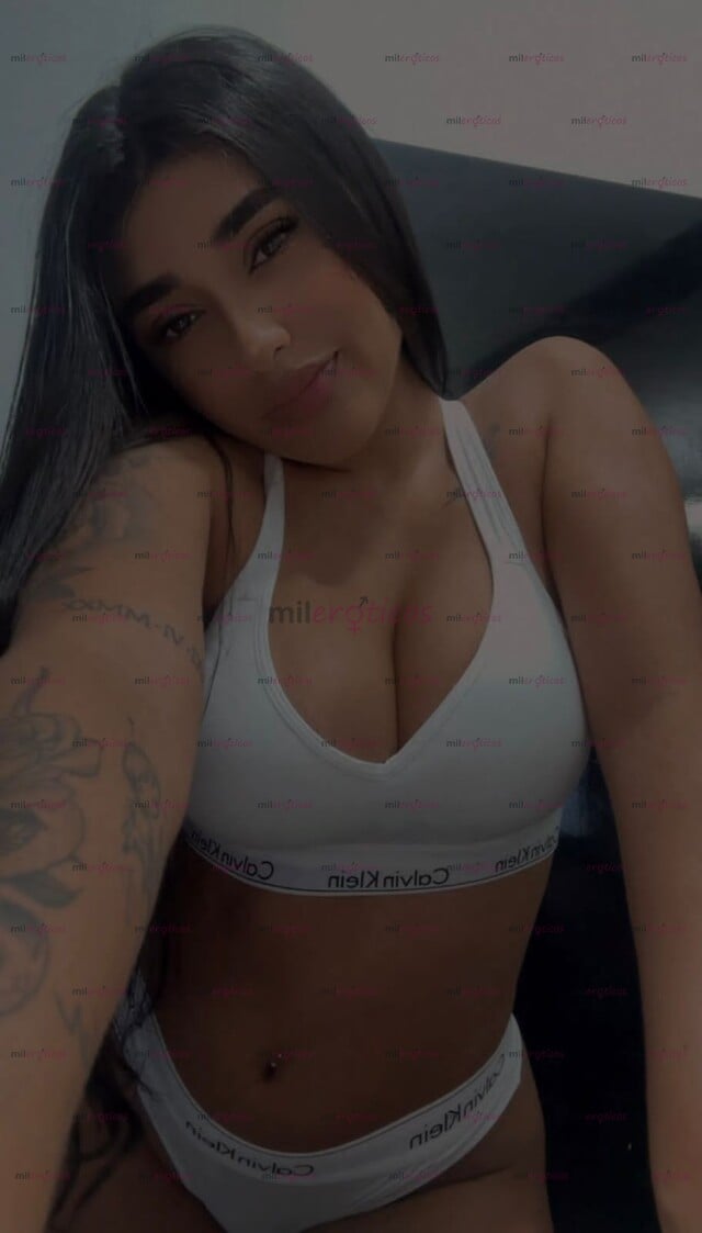 FOTOS DE YULISSA FLAQUITA Y TETONA MUY COMPLACIENTE LLEGANDO A CANCUN
