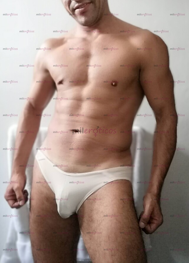 FOTOS DE MASAJISTA PROFESIONAL QUIROFÍSICO Y ERÓTICO, SERVICIO EXCLUSIVO PARA HOMBRES