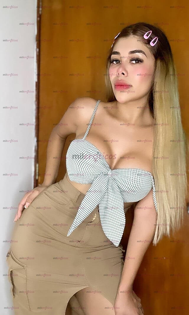 FOTOS DE SOLO PARA GENTE CONOCEDORA DE LO BUENO NICOLLE LA BARBI HUMANA