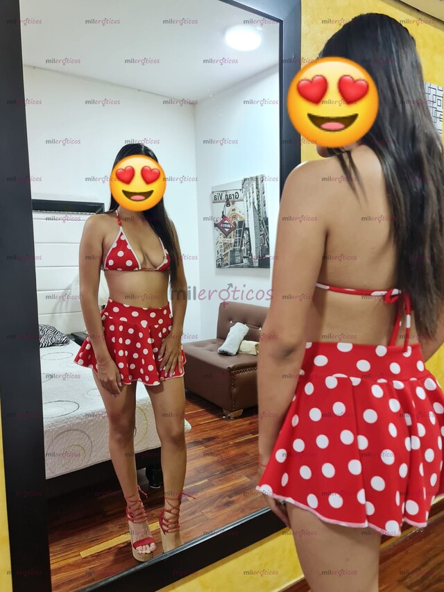 FOTOS DE HERMOSAS MODELOS DE ENTRE 18 Y 24 AÑOS 100% NATURALES