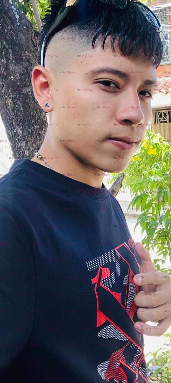 FOTOS DE HOLA SOY DAREK CHICO CALIENTE DISPUESTO A COMPLACERTE EN TODO