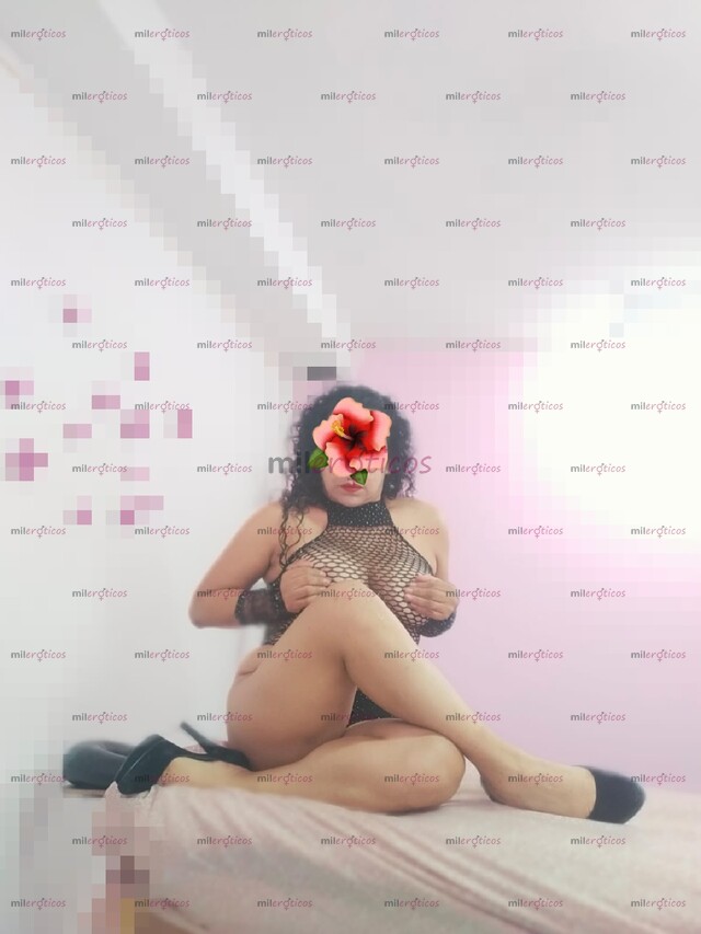 FOTOS DE TERAPIAS RELAJANTES Y EROTICAS PROPORCIONADAS POR UNA SEXY MILF NUEVA EN LA ZONA