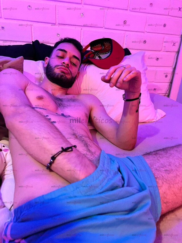 FOTOS DE POLLO BARBADO MACHITO HETEROSEXUALCURIOSO NEA