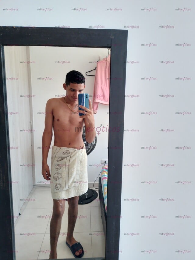 FOTOS DE FLACO ARRECHO DISPUESTO A TODO LO QUE ME PROPONGAN LLAMADA 3246086728