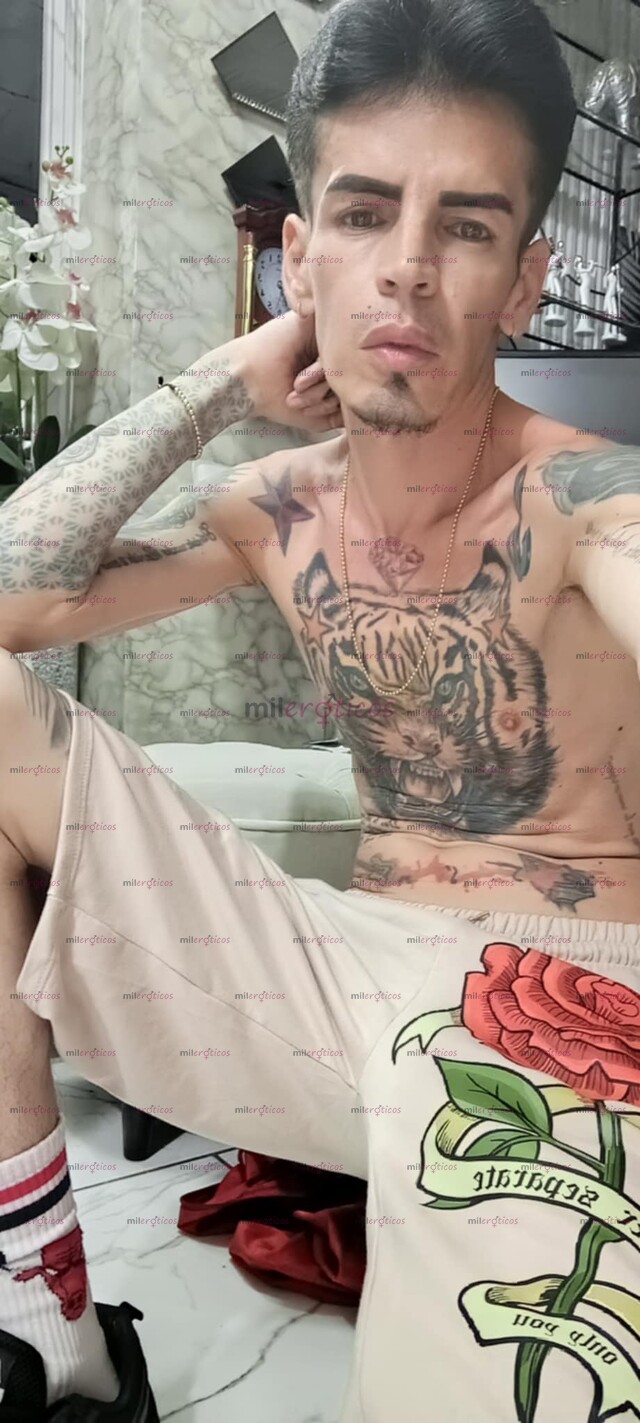 FOTOS DE FLACO ARRECHO MORBOSO FETICHERO VERGON TATUADO BLANCO ACTIVO