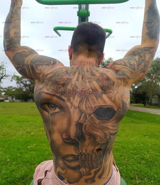 FOTOS DE URUGUAYO DOTADO EN MÉXICO, CUERPO ATLÉTICO DE GYM, IMAGEN 100% GARANTIZADA