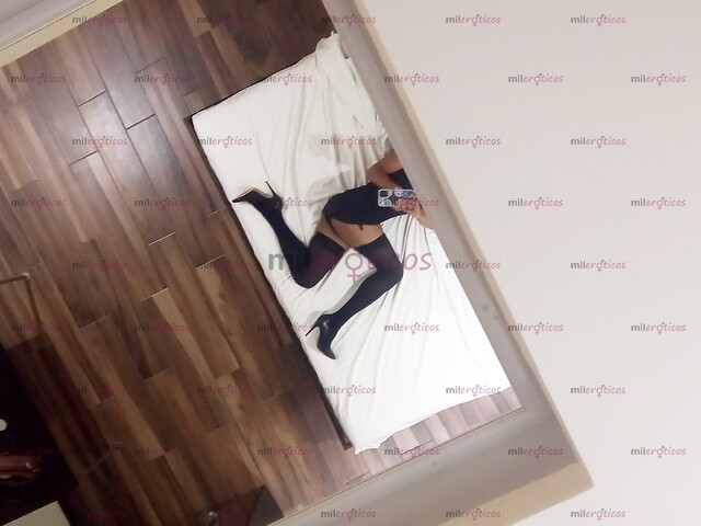 FOTOS DE GOLOSA TABASQUEÑA Y CON UN JUGETE Q TE GUSTARA ....