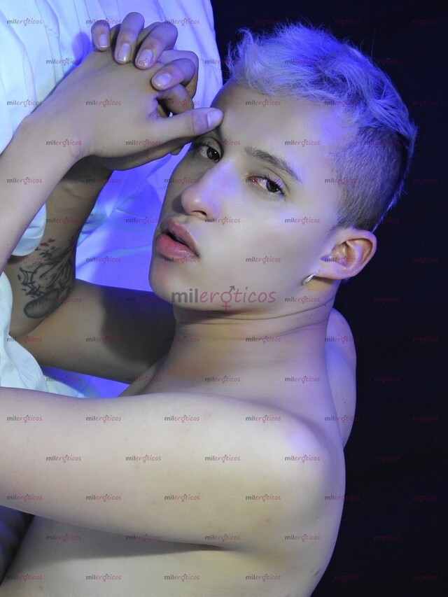 FOTOS DE UNIVERSITARIO CHICO ARRECHO DE PASO POR LA CUIDAD COLOMBIANO