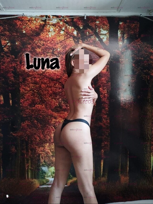 FOTOS DE LUNA UNA FLACA ARDIENTE COMPLACINTE DISPUESTAS A CUMPLIR TU NECESODADES SEXUALS