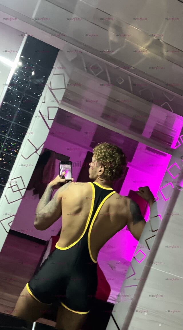 FOTOS DE JERRY DOMINANTE, VERGON 22CM BUEN ASPECTO FÍSICO, TOP DISPONIBLE