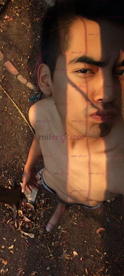 FOTOS DE JOVEN DE 24 AÑOS FLACO ALTO Y VERGÓN (18 CM)