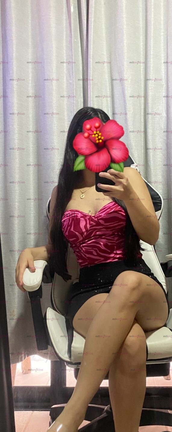 FOTOS DE HOLA BEBÉ, ME LLAMO REBECA!! SIENTE LO MOJADITA QUE ME PONGO .