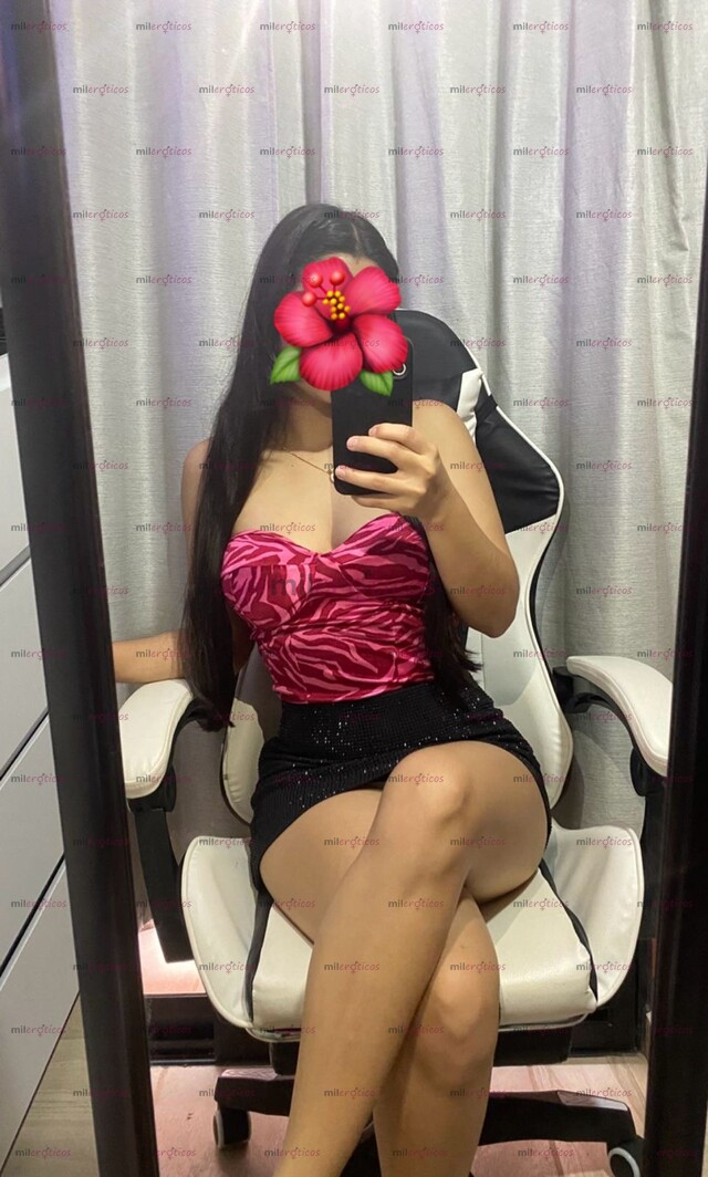 FOTOS DE HOLA BEBÉ, ME LLAMO REBECA!! SIENTE LO MOJADITA QUE ME PONGO .