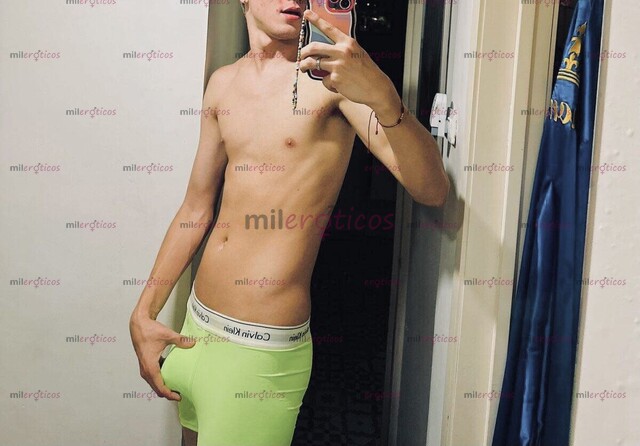 FOTOS DE FLACO ALTO VERGON, 1,95 DE ESTATURA DISPONIBLE EN MEDELLÍN