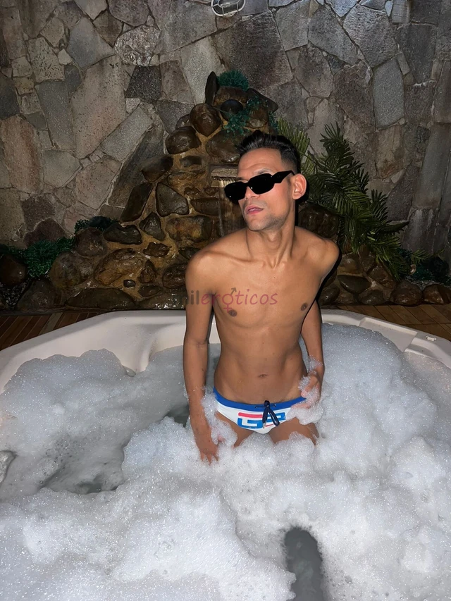 Ola muito prazer enzzo buarque atualmente residindo em sao paulo sp sem local mais nao se preocupem eu atendo em motel hotel seu local dependendo da l...