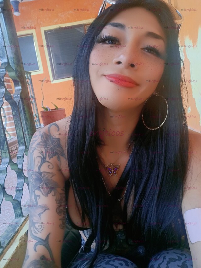 FOTOS DE KARLA RIVERA ENTRONA LLENAME LA VOKITA DE LECHE