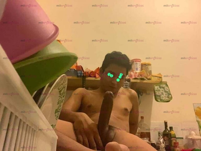 FOTOS DE JOVEN ESBELTO CON PENE HERMOSO QUE TE LLEVARÁ AL EXTASIS TOTAL100 % CONFIABLE