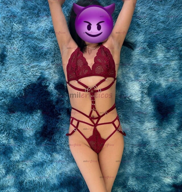 FOTOS DE DEJATE CONSENTIR EN MIS DELICIOSAS Y SUAVES MANOS... TIENES MI ATENCION AMOR