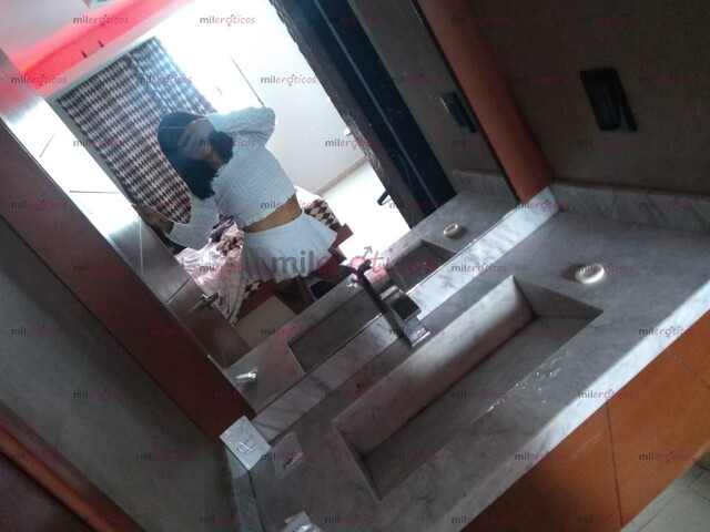 FOTOS DE HOLI, SOY NUEVA EN TU BELLA CIUDAD, ESPERANDO A CONOCERTE!