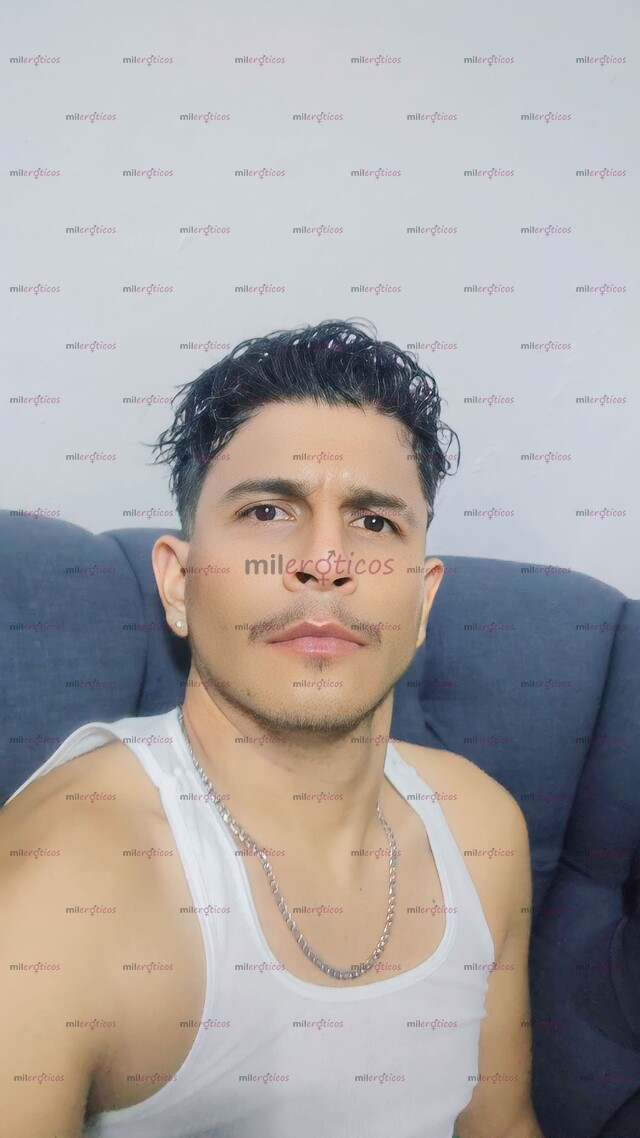 FOTOS DE CUBANO VERGÓN CON 22 CM PARA COMPLACERTE