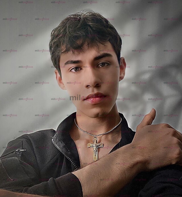 FOTOS DE POLLO LINDO, CARIÑOSO VERSATIL VERGON, CON GANAS DE ATENDERTE PASARLA BIEN