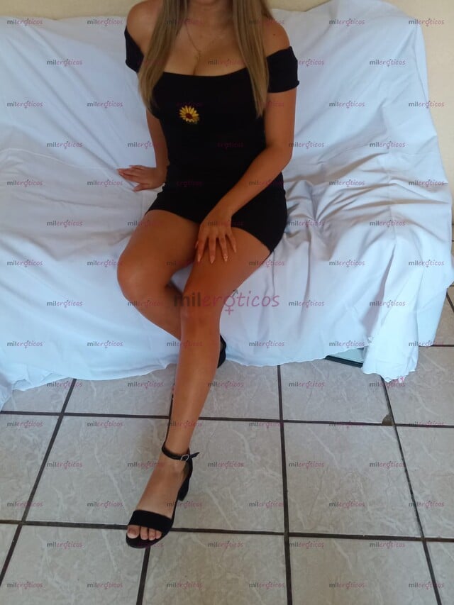 FOTOS DE RUBIA CHICHONA CANDENTE SÚPER SEXY Y CON GANAS DE PASARLA DELICIOSO