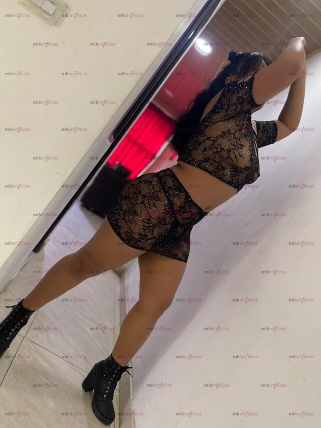 FOTOS DE LIZ HERMOSA JOVENCITA CON HERMOSO CUERPO QUIERE LECHE