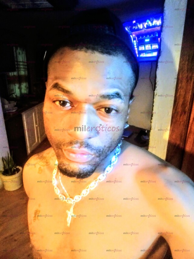 FOTOS DE MANDINGO 23 CON ACTIVO JUGOSSSO INBOX ME DESDE PANAMÁ