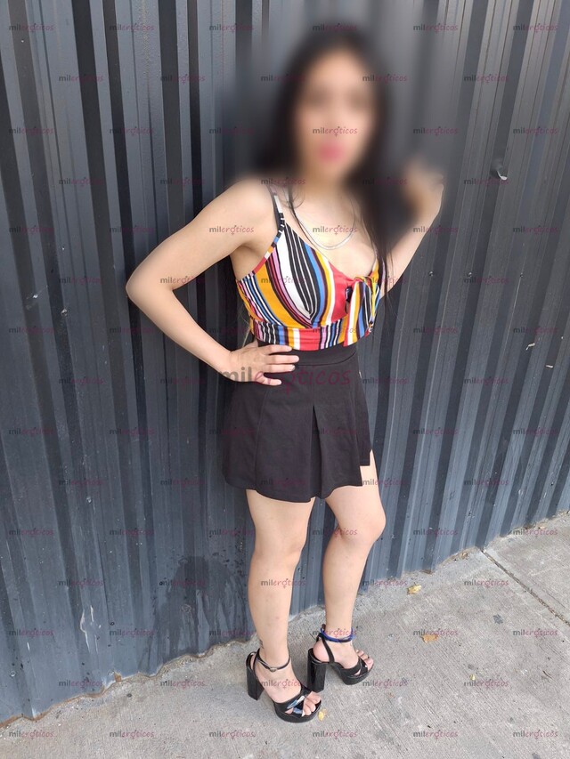 FOTOS DE ANGIE CHICA SEXY JOVEN CALIENTE Y DISPUESTA A DISFRUTAR