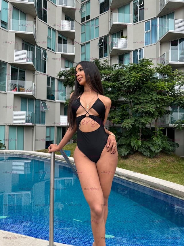 FOTOS DE GABY HERMOSA MORENA DE VISITA EN CDMX ACTIVA Y PASIVA