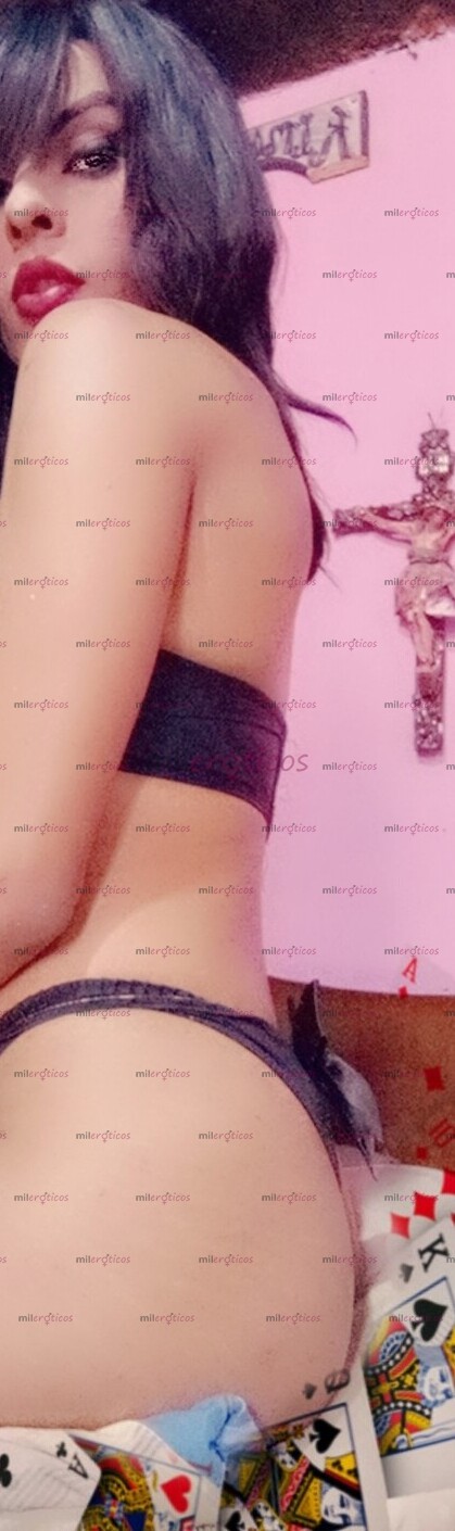 FOTOS DE EXQUISITA CHICA TRANS MUY FEMENINA AMBOS ROLES