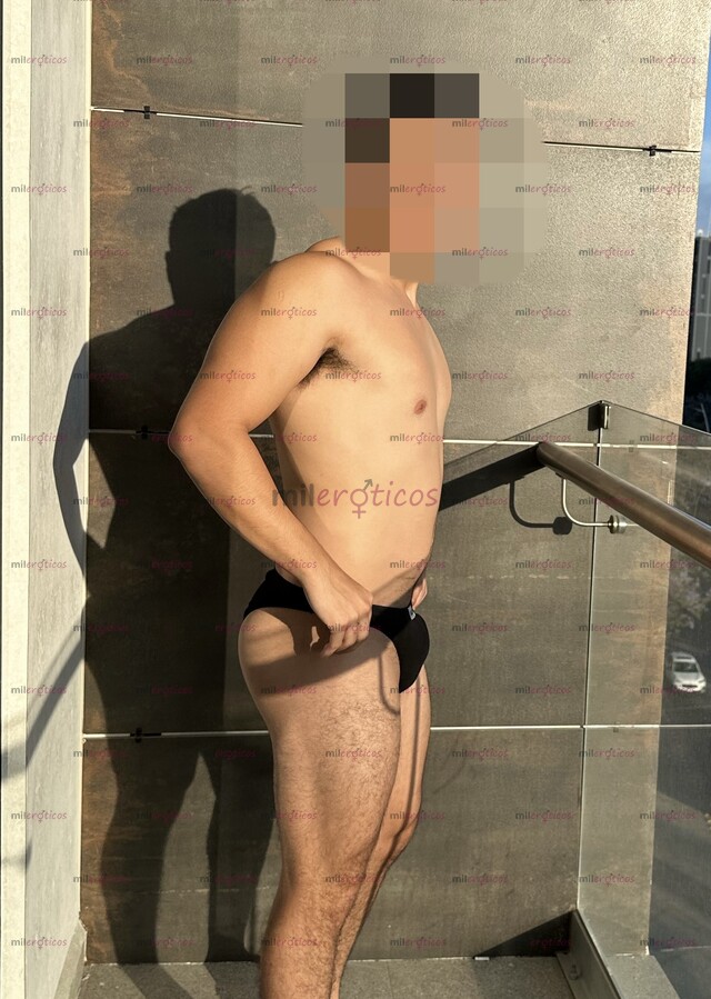 FOTOS DE CHICO MASAJISTA FITNESS, ¡RELÁJATE CON UN MASAJE! CUENTO CON SPA