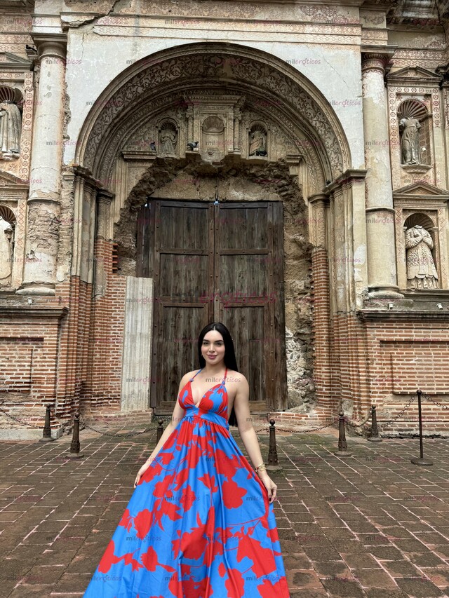 FOTOS DE MISS COSTA RICA EN CDMX A ENDULZARTE CON SU ENCANTO
