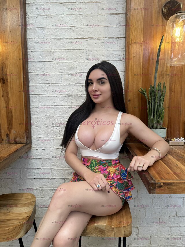 FOTOS DE MISS COSTA RICA EN CDMX A ENDULZARTE CON SU ENCANTO