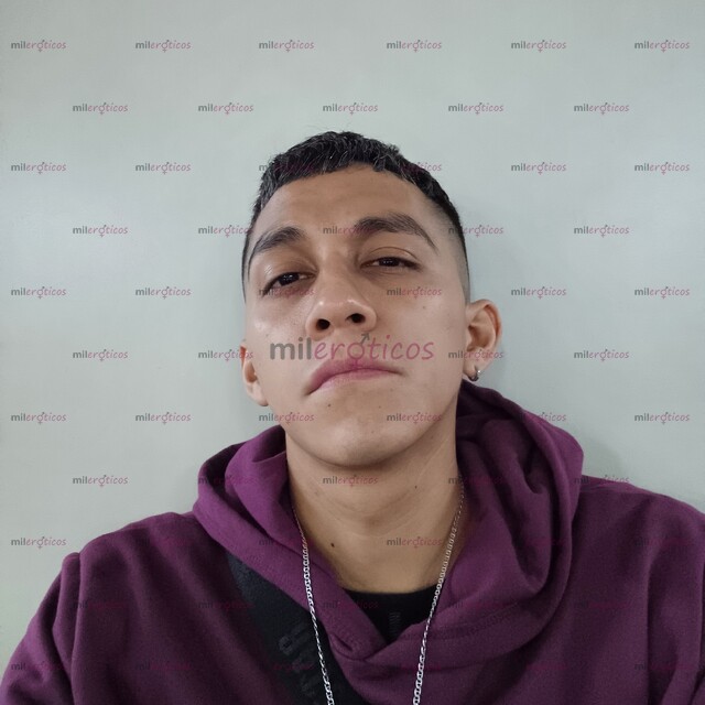 FOTOS DE BISEXUAL CON RIFLE GRUESO Y NALGONCITO RICO, PARA DARTE PLACER