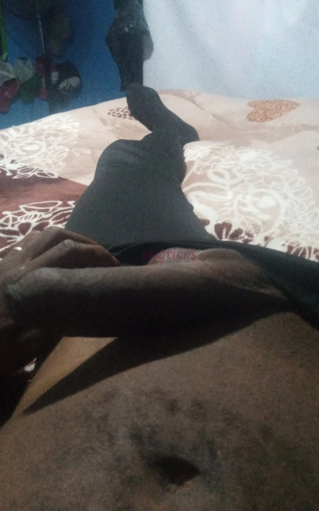 Hola chicas soy un adicto al sexo con muchas ganas de coger y hacerlas pasar un rato inolvidable me encanta coger en todas las posiciones lamer el cli...