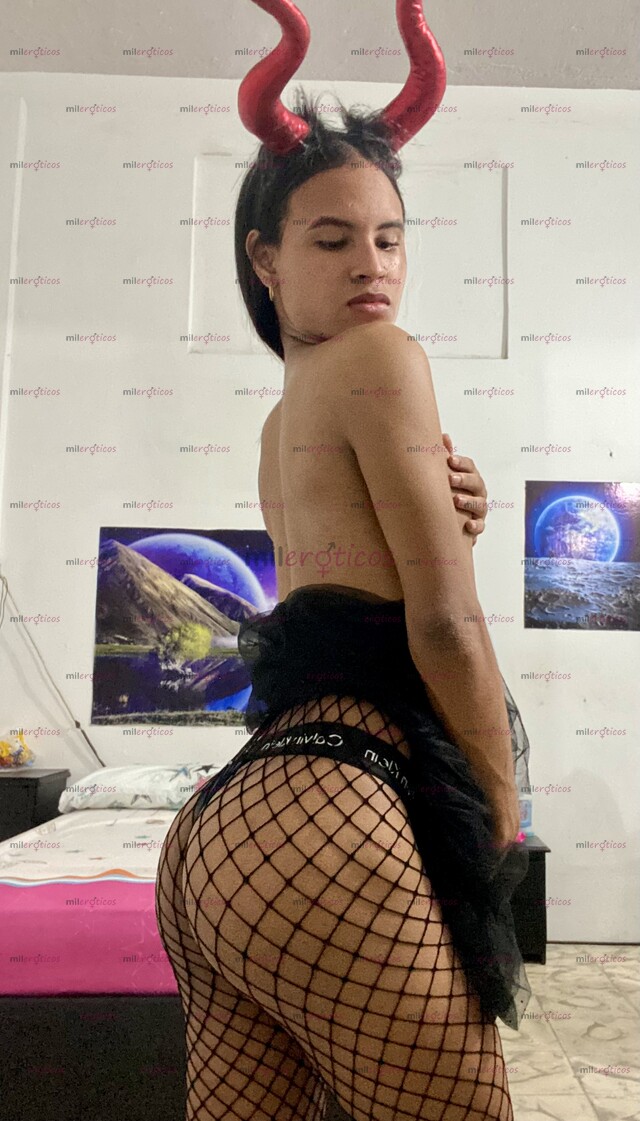 FOTOS DE DISPONIBLE PARA TI Y ENCANTADA DE CONOCERTE