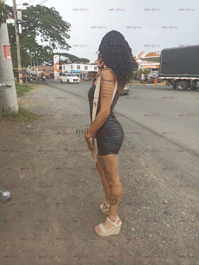 FOTOS DE SOY ALEGRE DE MENTE ABIERTA Y ME GUSTA QUE ME HAGAN DURO