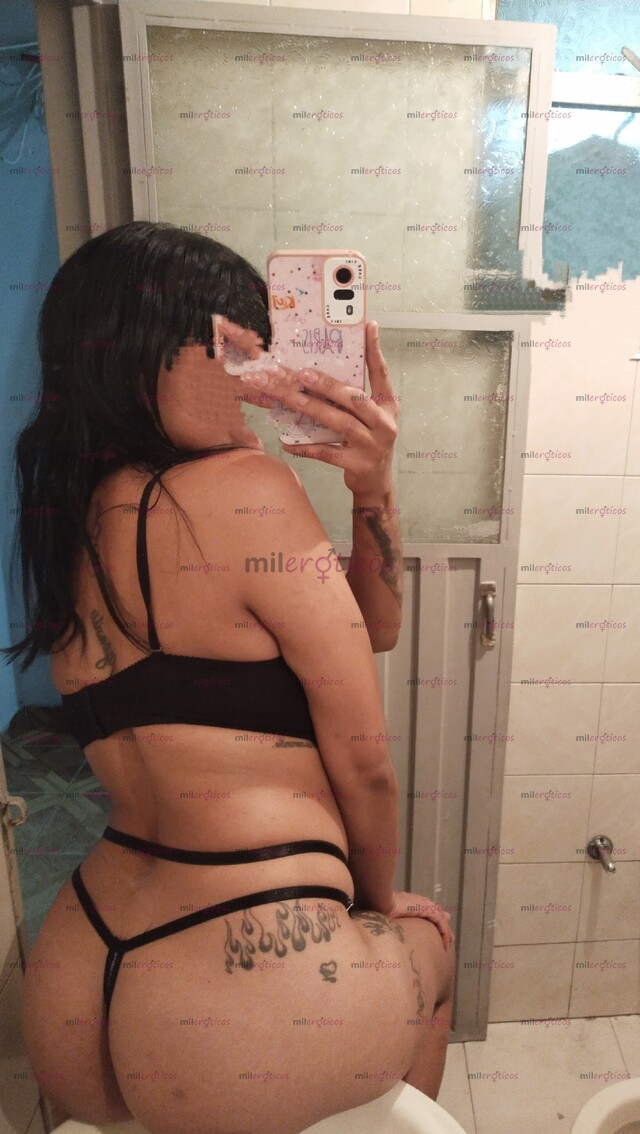 FOTOS DE FLACA COMPLACIENTE, TATUADITA Y APRETADITA