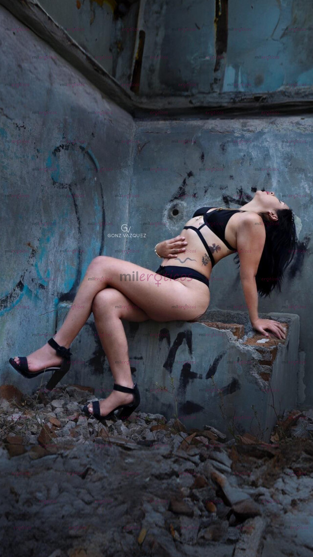 FOTOS DE NIÑA DE 19 AÑOS MUY CALIENTE,ESTOY PARA COMPLACERTE Y PASARLA RICO LOS DOS