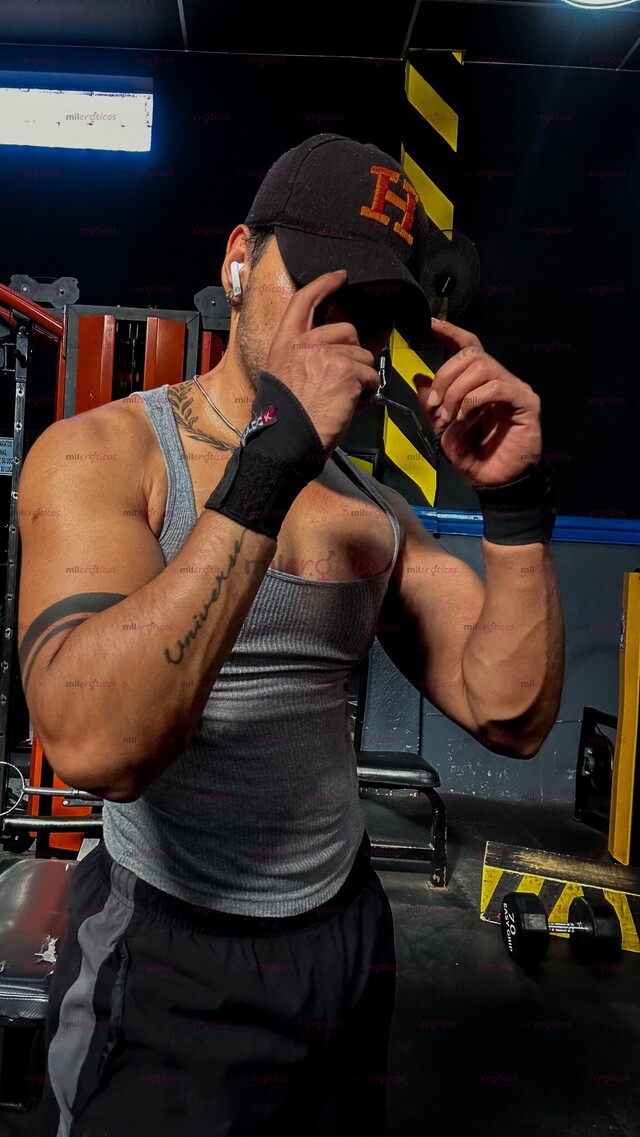 FOTOS DE CHACAL COGE PUTOS PARA COMPLACERTE SEXO A TOPE