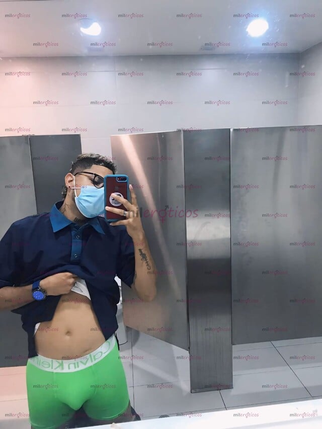 FOTOS DE HOLA VENEZOLANO ARRECHO DE 25 AÑOS NUEVO ACÁ ROL ACTIVO VERGA DE 22 CM ALTURA 1,