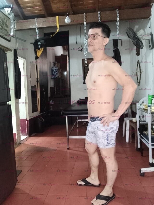 FOTOS DE MASAJISTA PROFESIONAL POR HORA EN MEDELLÍN COLOMBIA BIENVENIDO