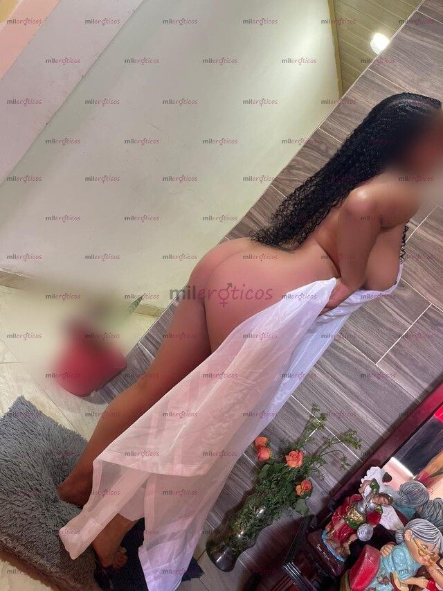 FOTOS DE EXITANTE Y ATREVIDA CRESPA DESCOMPLICA Y ENTREGADA AL.PLACER